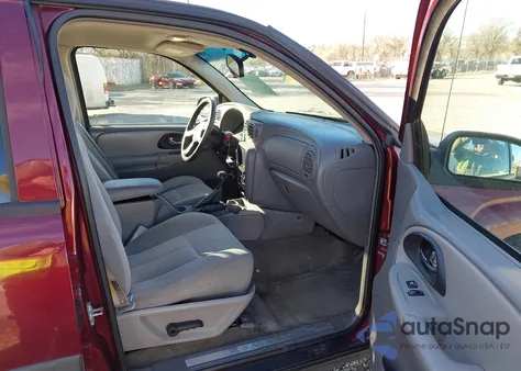 2005 Chevrolet Trailblazer Ls z USA, uszkodzony, nr VIN 1GNDT13S352194909